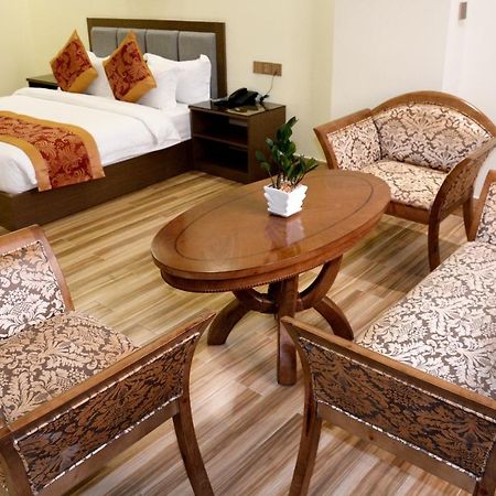 Hotel Tugos Baguio City Екстер'єр фото