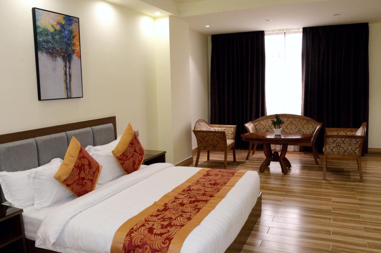 Hotel Tugos Baguio City Екстер'єр фото